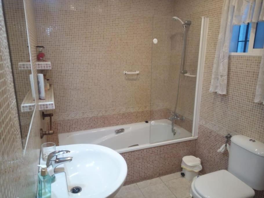 הואלבה Apartamento Tahalia 3 Habitaciones מראה חיצוני תמונה